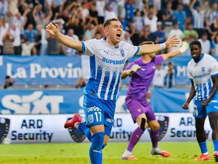 Cine transmite Universitatea Craiova – Rapid la TV pe 19 aprilie, de la ora 21:00?