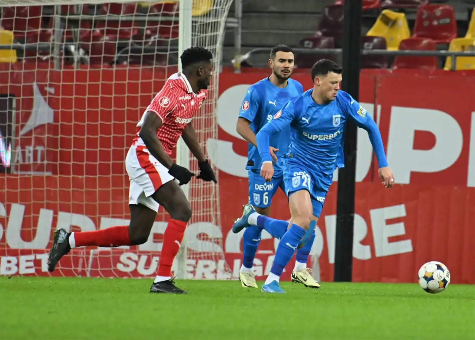 Cota 2 din fotbal 23 aprilie - jucăm pe goluri și cornere în Dinamo - Craiova