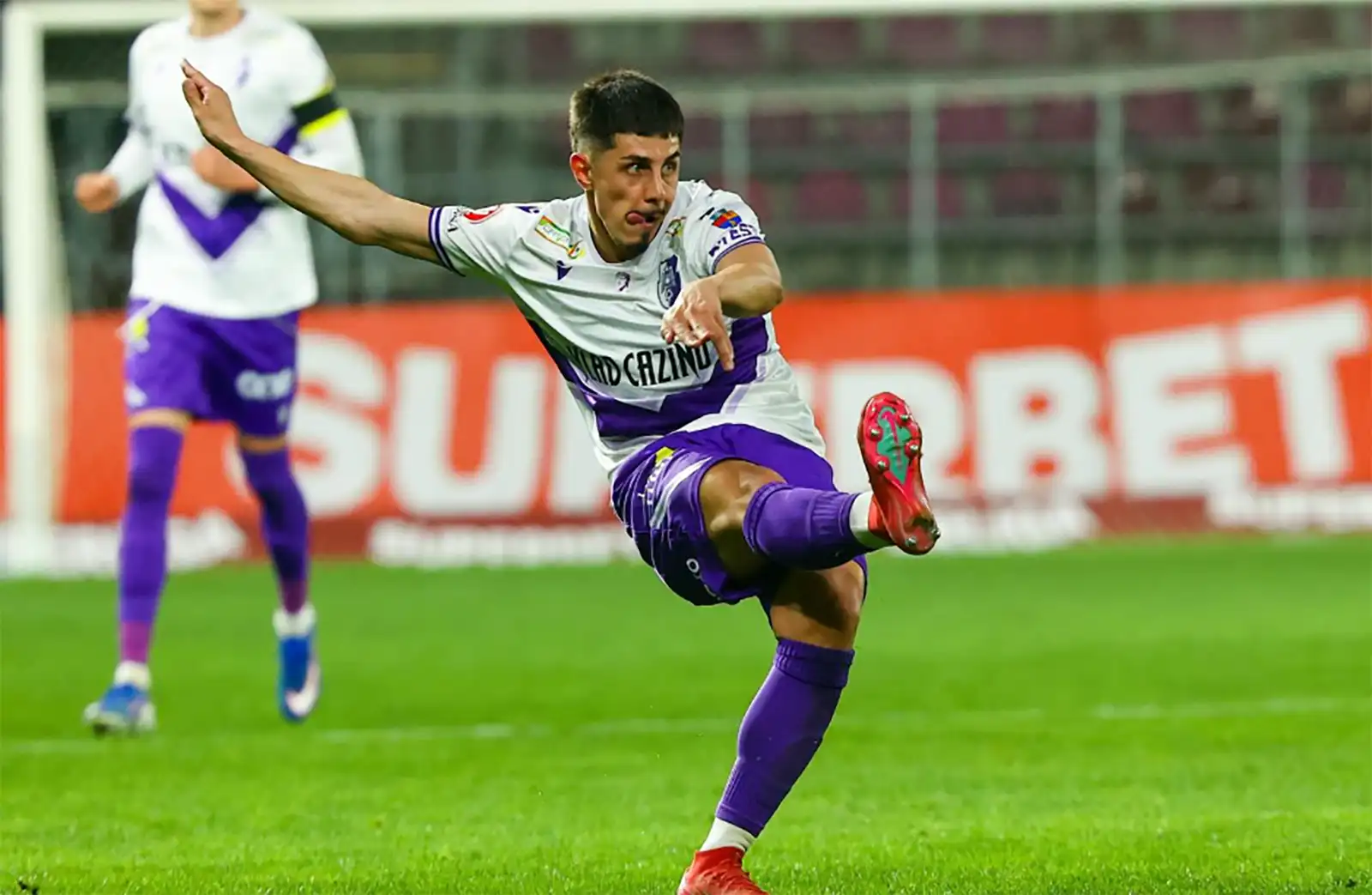 FC Argeș vs U Cluj, Ponturi Pariuri Semifinale Cupa României, 21.04.2026