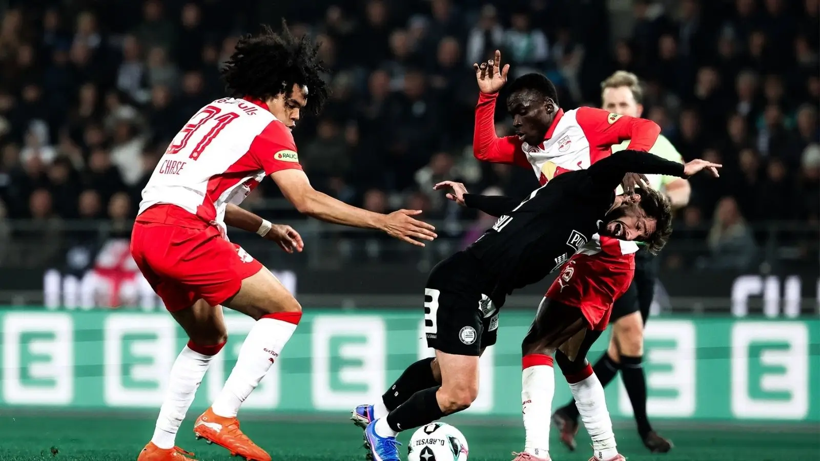 Biletul zilei fotbal 17.05.2026 - Mizăm pe disputele din prima ligă austriacă, cota 2,93