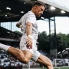 Cine transmite Aston Villa vs Nottingham la TV, de la 22:00, în semifinalele Europa League?