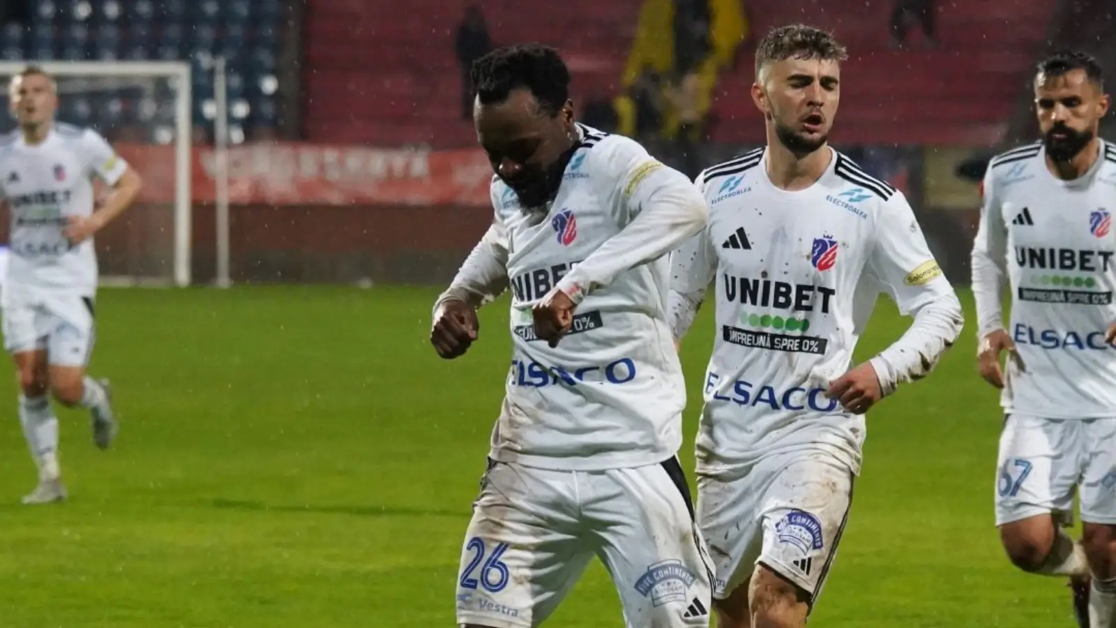 Farul - FC Botoșani Gazdele tremură pentru salvare