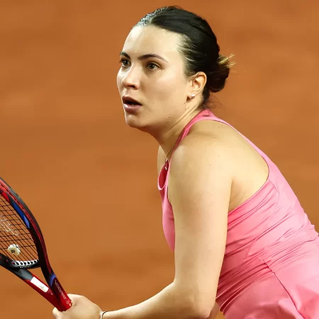 Gabriela Ruse vs Oceane Dodin – Ponturi Pariuri WTA calificări Roma 4 mai 2026