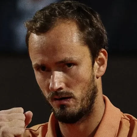Martin Landaluce vs Daniil Medvedev – Ponturi Pariuri sferturi ATP Roma Open 14 mai 2026