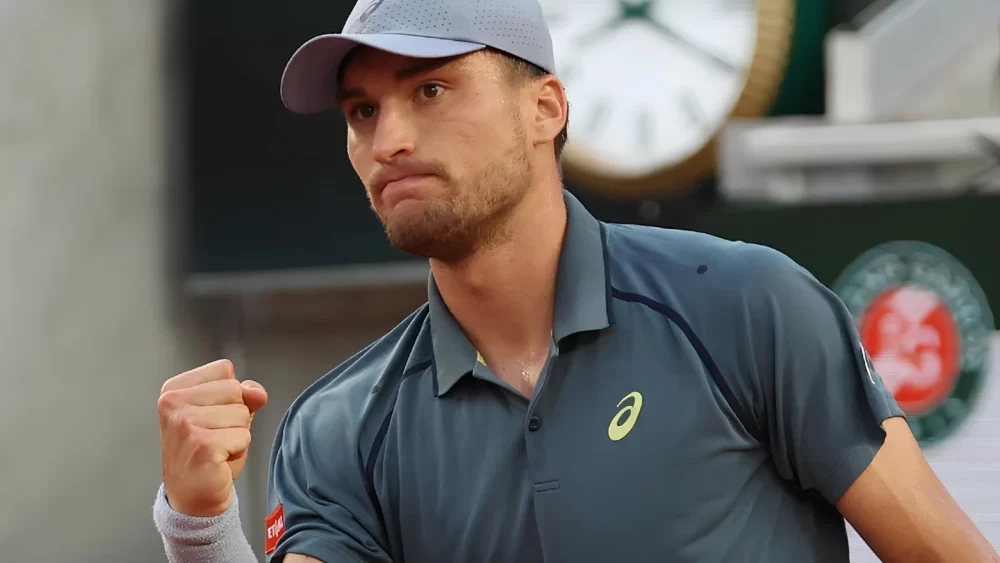 Matteo Arnaldi vs Raphael Collignon - Ponturi Roland Garros 30 mai 2026