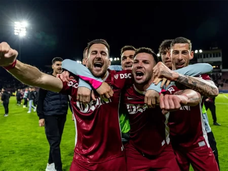 Cine transmite Rapid – CFR Cluj la TV pe 4 mai, în play-off-ul Ligii 1?
