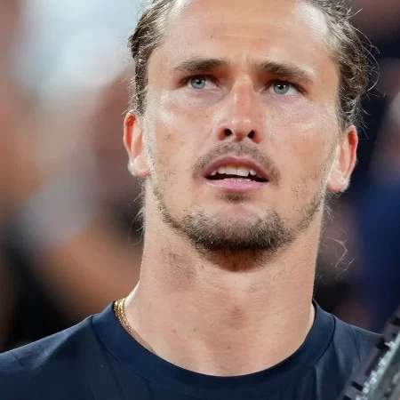 Cine transmite Jakub Mensik vs Alexander Zverev la TV pe 5 iunie, în semifinale la Roland Garros?
