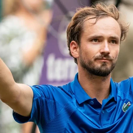 Cota 2 ATP Halle 16 iunie 2026 – rusul Medvedev va avea viață grea cu argentinianul Etcheverry