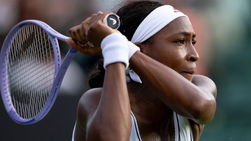 Cine transmite Karolina Muchova vs Coco Gauff la TV pe 9 iulie, de la ora 15:30, în prima semifinală feminină de la Wimbledon?