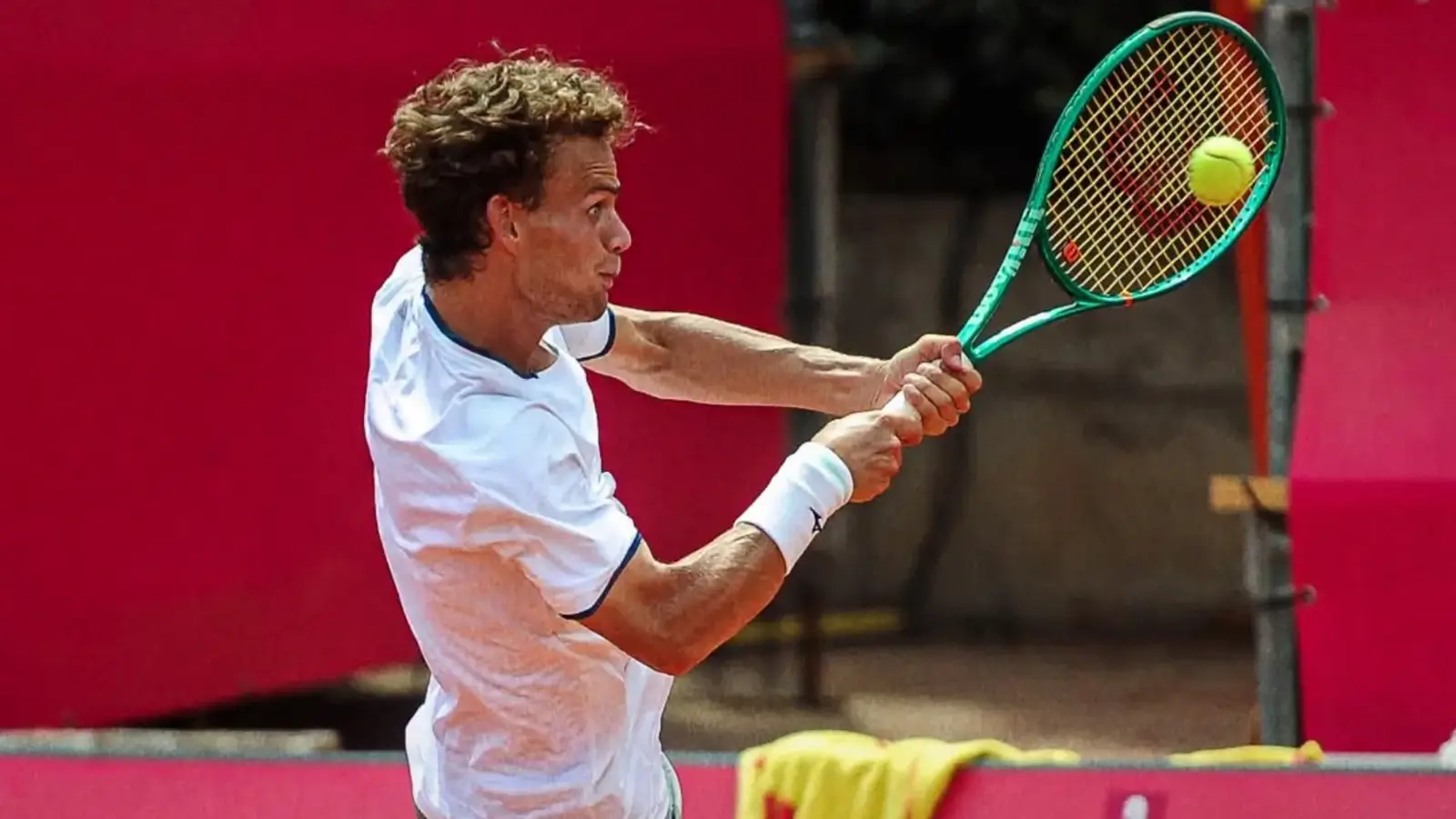 Luca Van Assche vs Hugo Gaston - Ponturi Pariuri semifinale ATP Estoril Open 25 iulie 2026