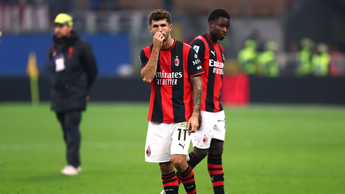 Cine transmite AC Milan vs Inter Milan la TV